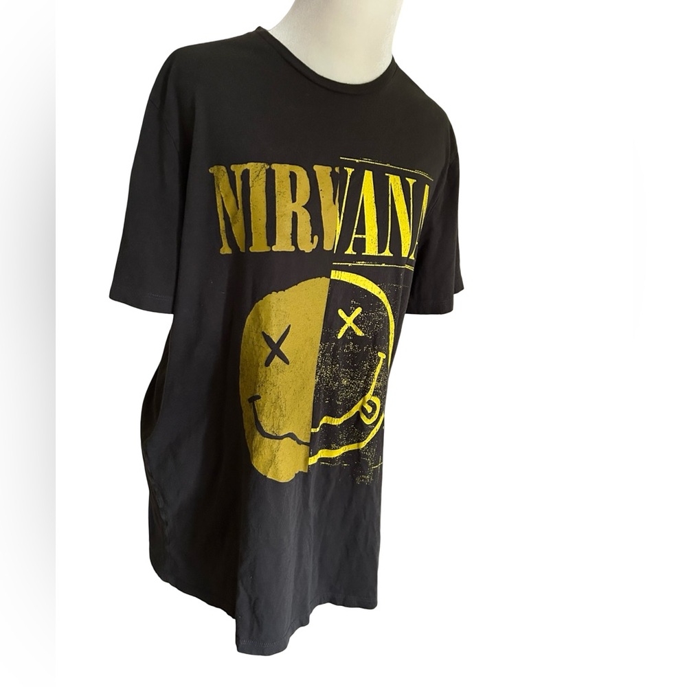 Old Navy Faded Black Yellow Nirvana T-Shirt Size Large Tall - Picture 3 of 7